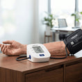 Cargar la imagen en la vista de la galería, Tensiómetro de brazo digital: Monitoreo de presión y pulso - Juby Care

